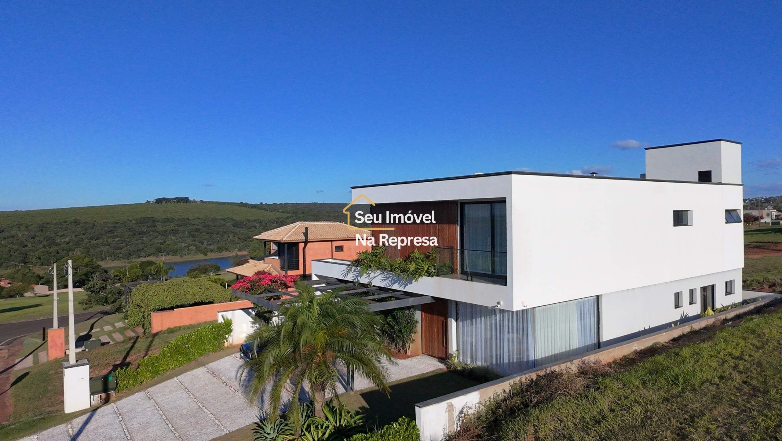 Casa à venda no Condomínio Riviera de Santa Cristina XIII HZH17OI