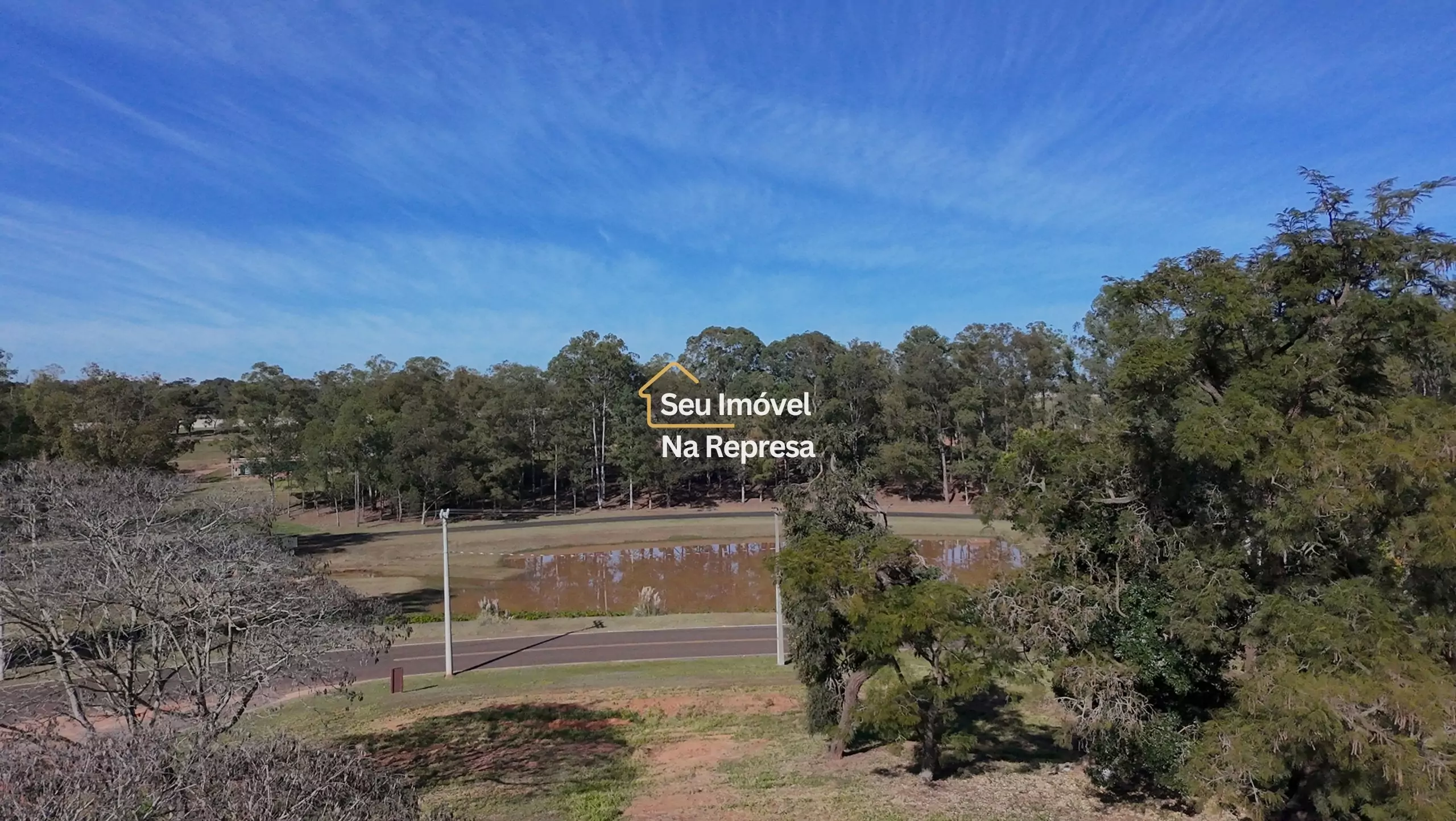 LOTE FRENTE PARA O LAGO – SETOR IATE Riviera de Santa Cristina XIII