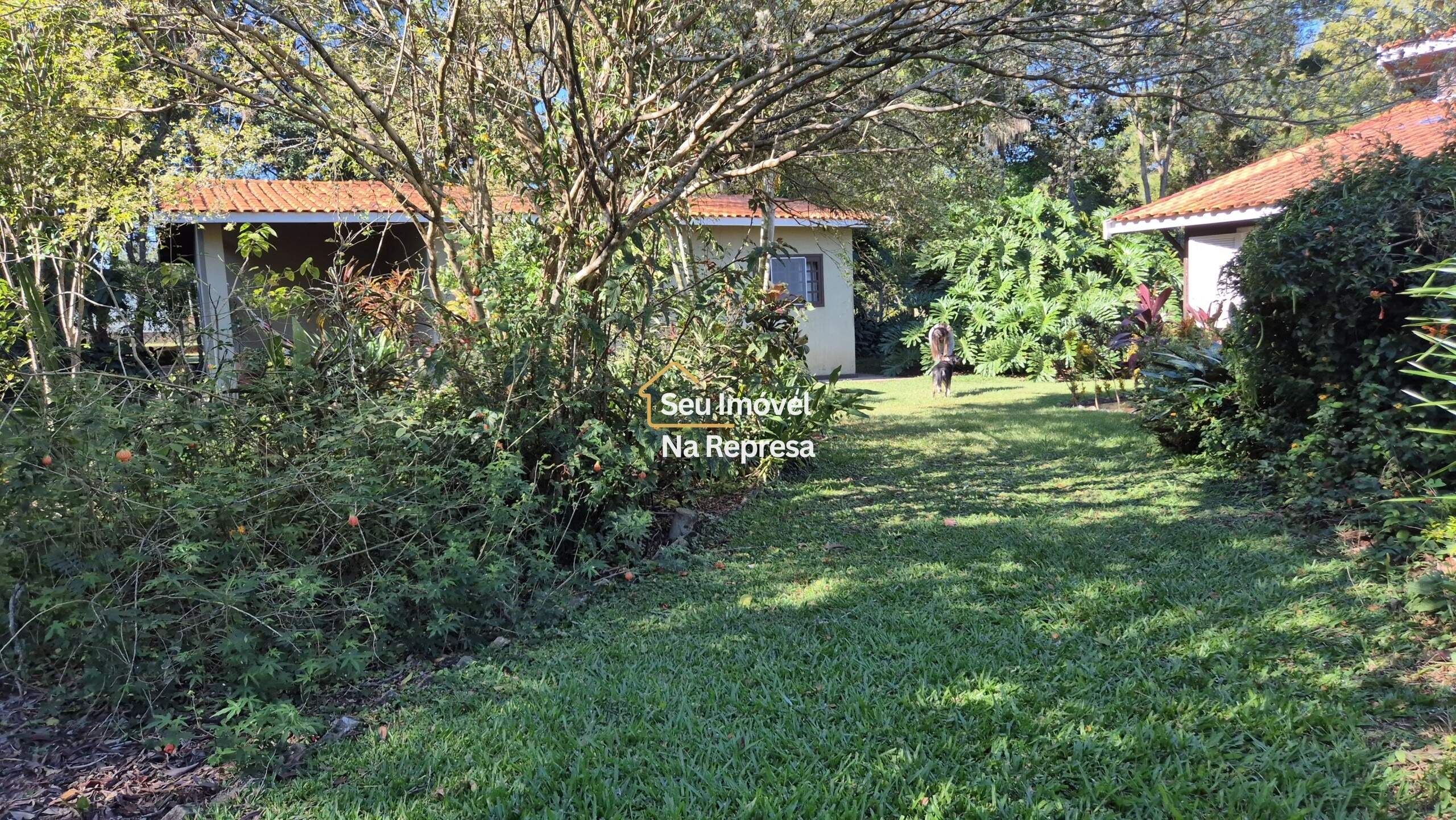 CHÁCARA PÉ NA ÁGUA COM +6.000m² NO BAIRRO COSTA AZUL