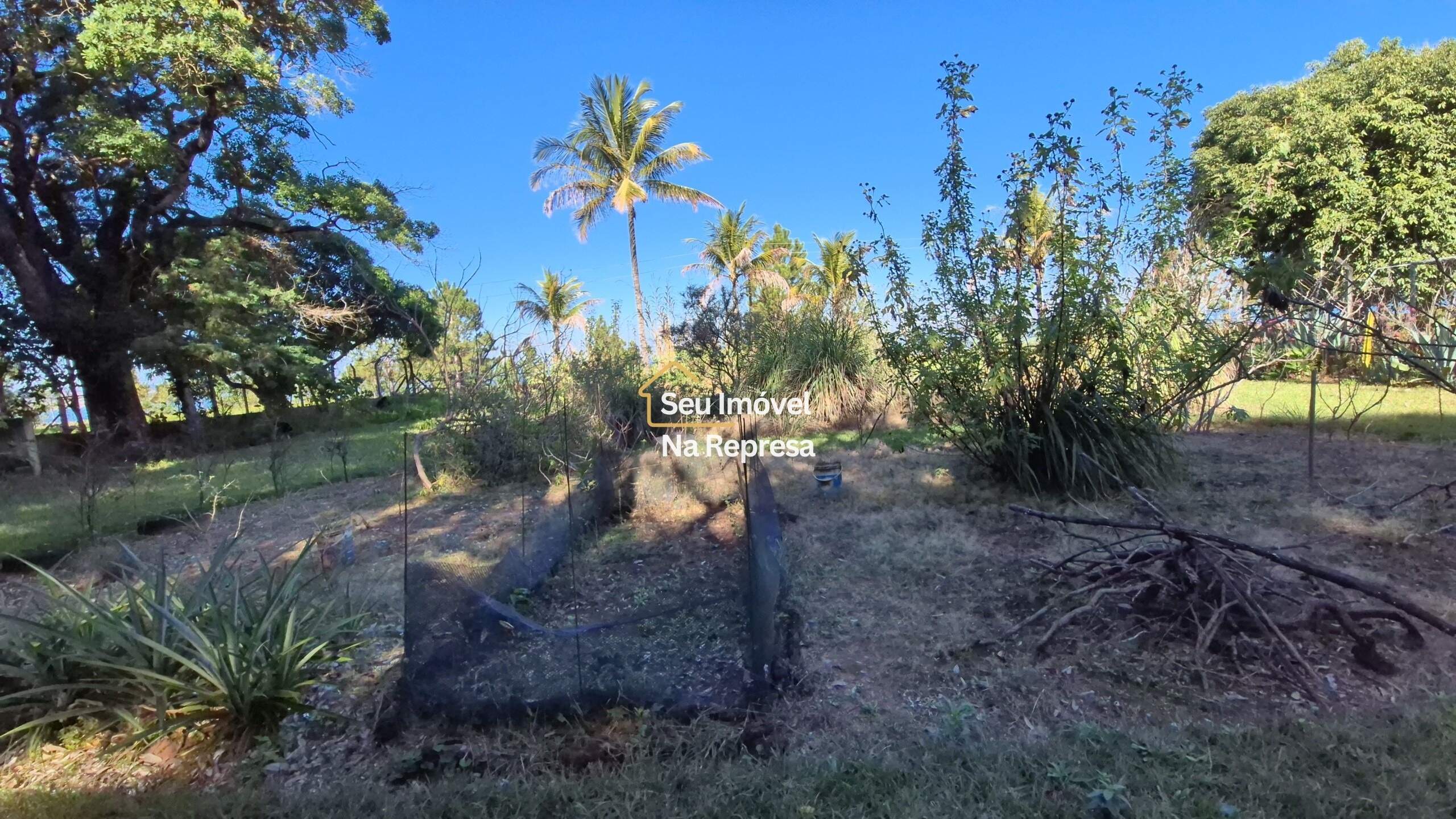 CHÁCARA PÉ NA ÁGUA COM +6.000m² NO BAIRRO COSTA AZUL