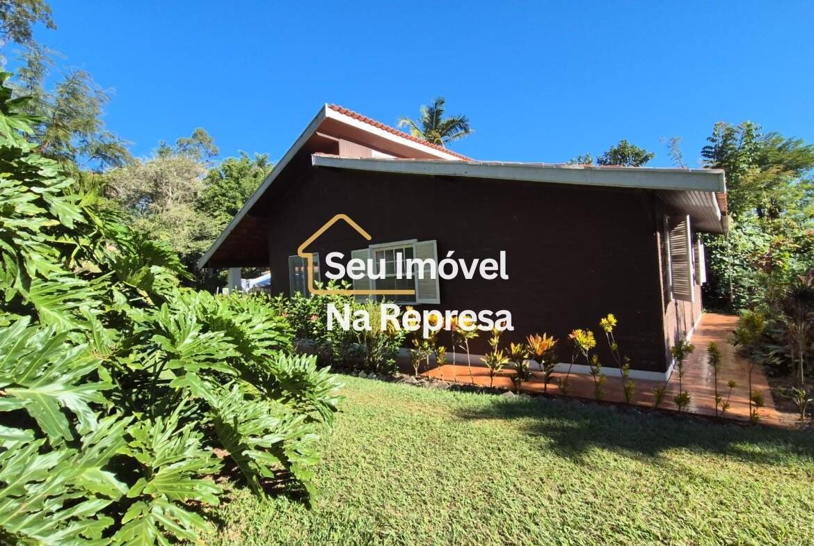 CHÁCARA PÉ NA ÁGUA COM +6.000m² NO BAIRRO COSTA AZUL