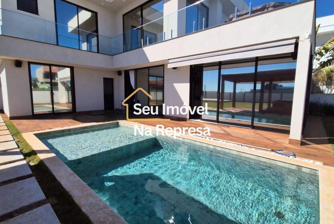 Casa à venda com 335m² de puro conforto em um terreno de 900m² no Riviera de Santa Cristina XIII