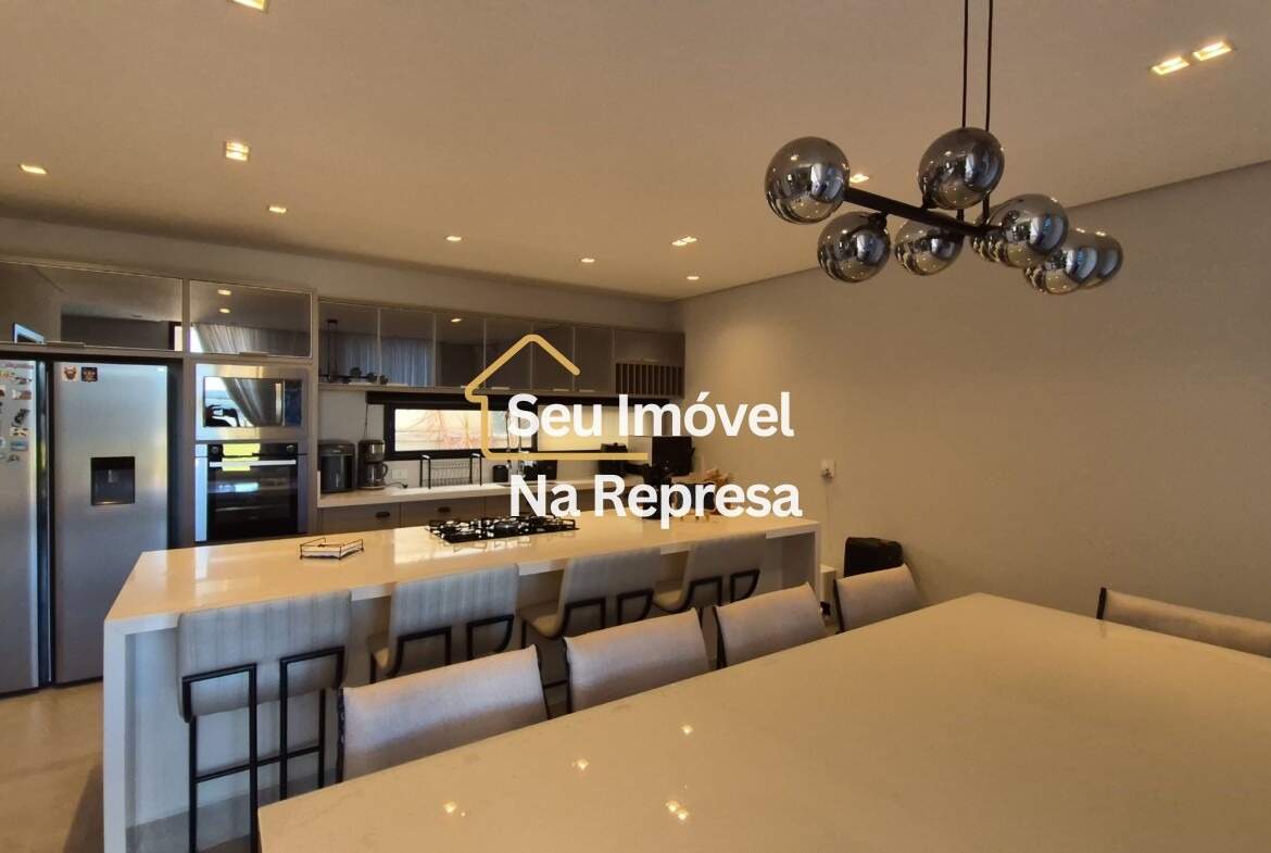 Casa à venda com 335m² de puro conforto em um terreno de 900m² no Riviera de Santa Cristina XIII