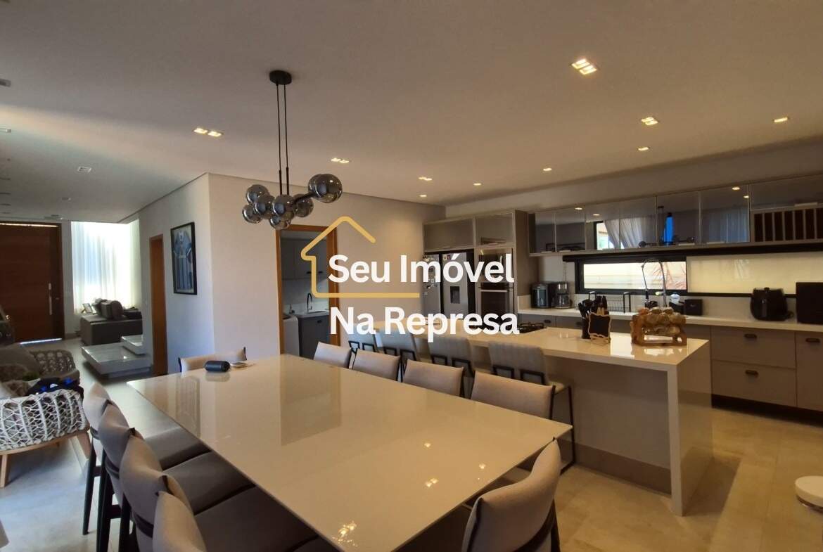 Casa à venda com 335m² de puro conforto em um terreno de 900m² no Riviera de Santa Cristina XIII