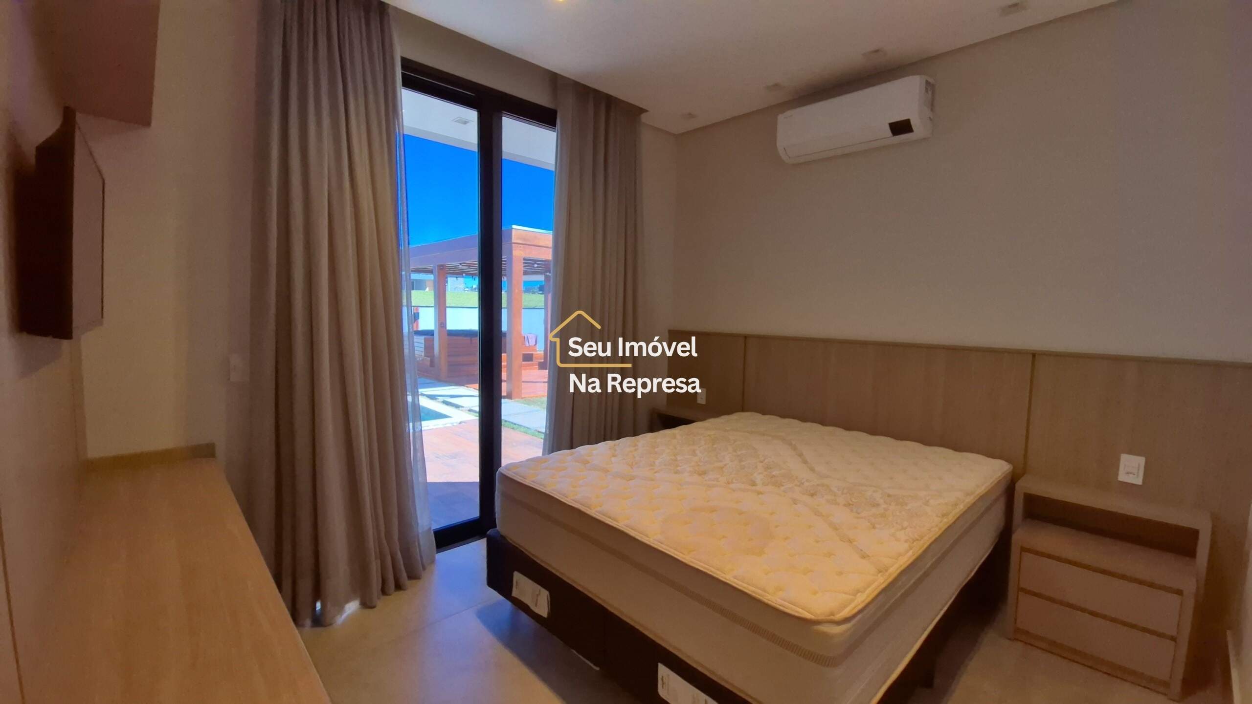 Casa à venda com 335m² de puro conforto em um terreno de 900m² no Riviera de Santa Cristina XIII