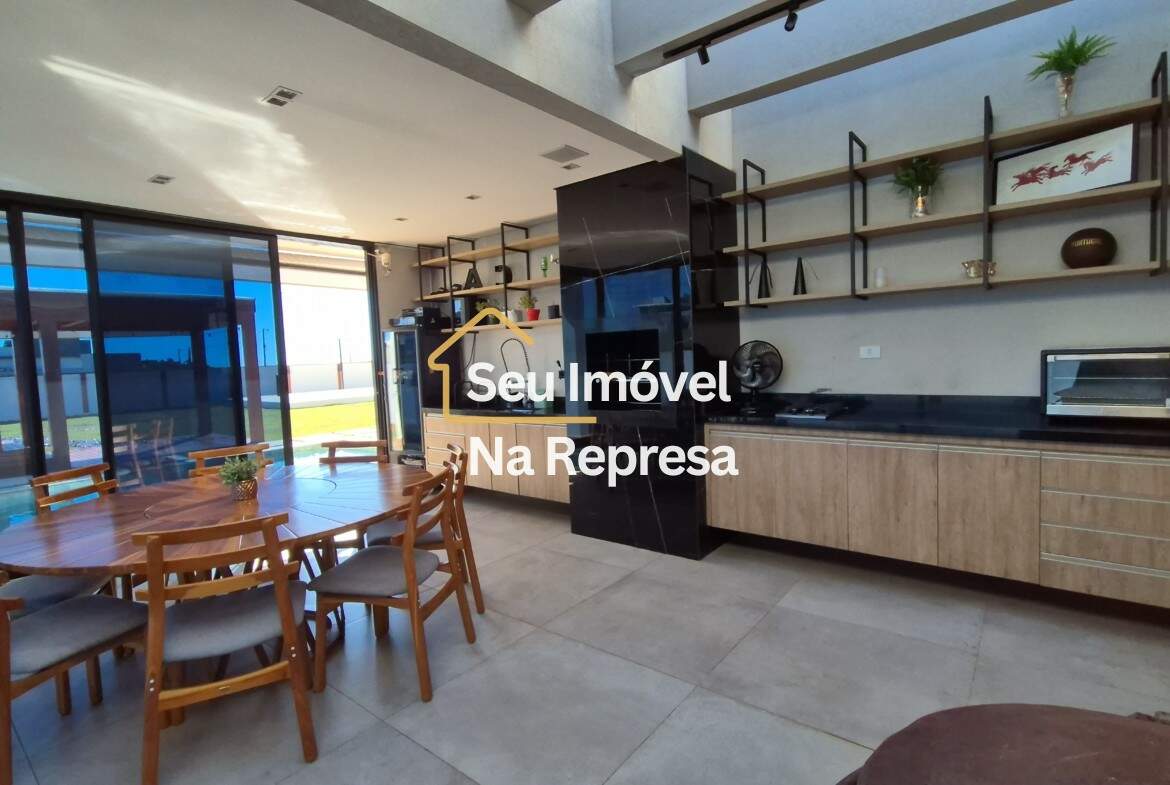 Casa à venda com 335m² de puro conforto em um terreno de 900m² no Riviera de Santa Cristina XIII