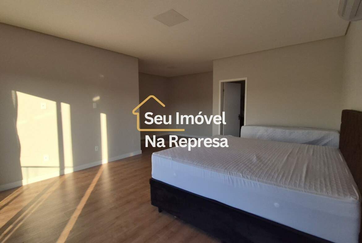 Sobrado à venda no Riviera XIII – Espaço e lazer completo!