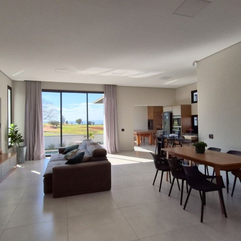Casa à Venda no Riviera de Santa Cristina XIII Quadra FN Marina HZF03NM