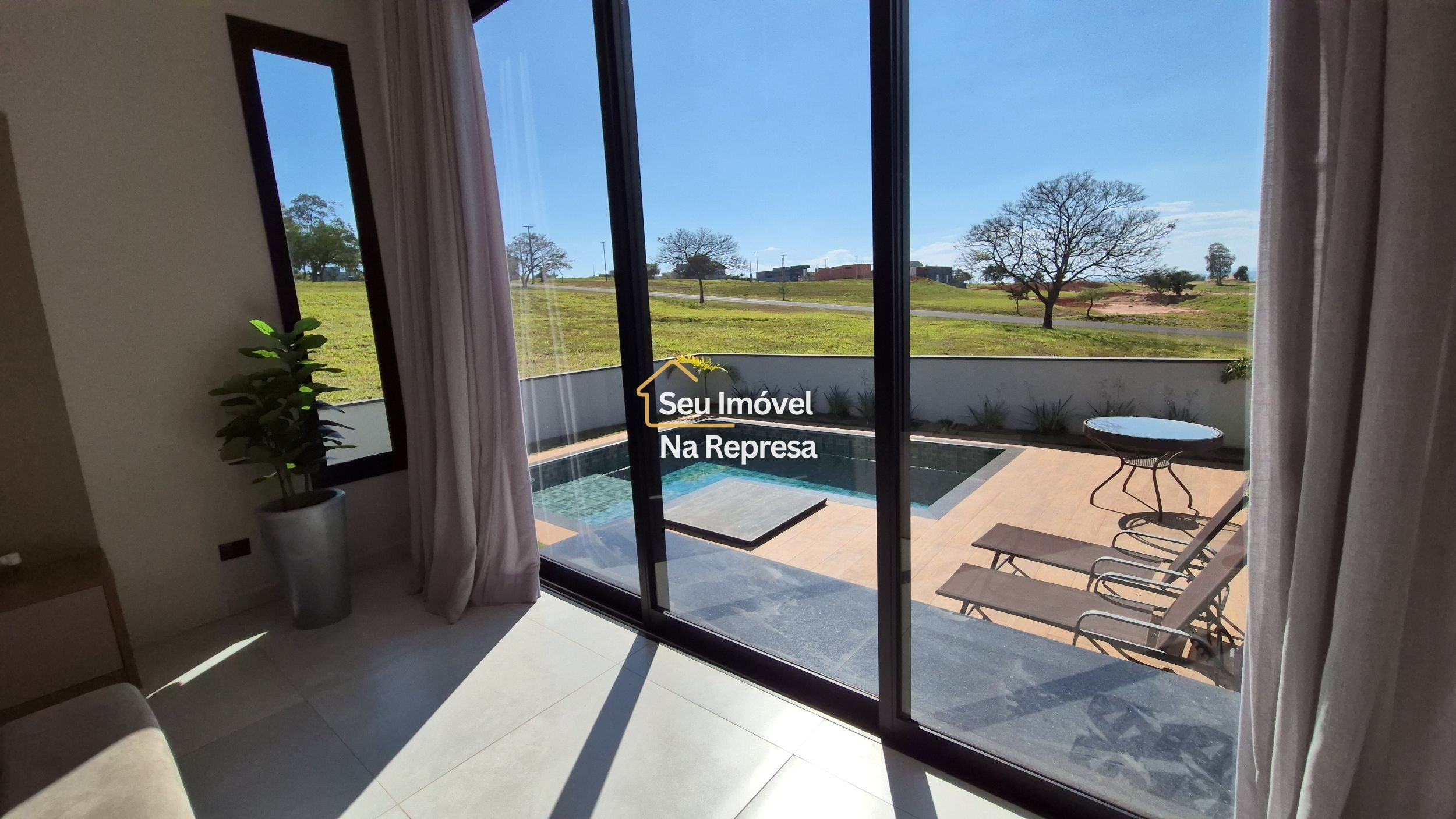 Casa à Venda no Riviera de Santa Cristina XIII Quadra FN Marina HZF03NM