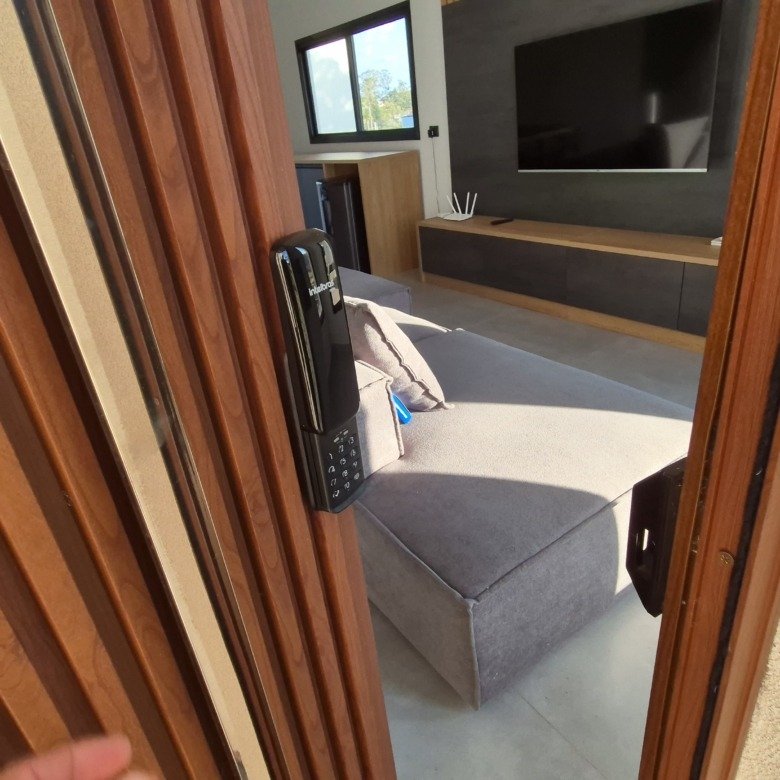 Casa térrea com piscina e mobiliada à venda no Riviera de Santa Cristina XIII - Iate HZE18XI