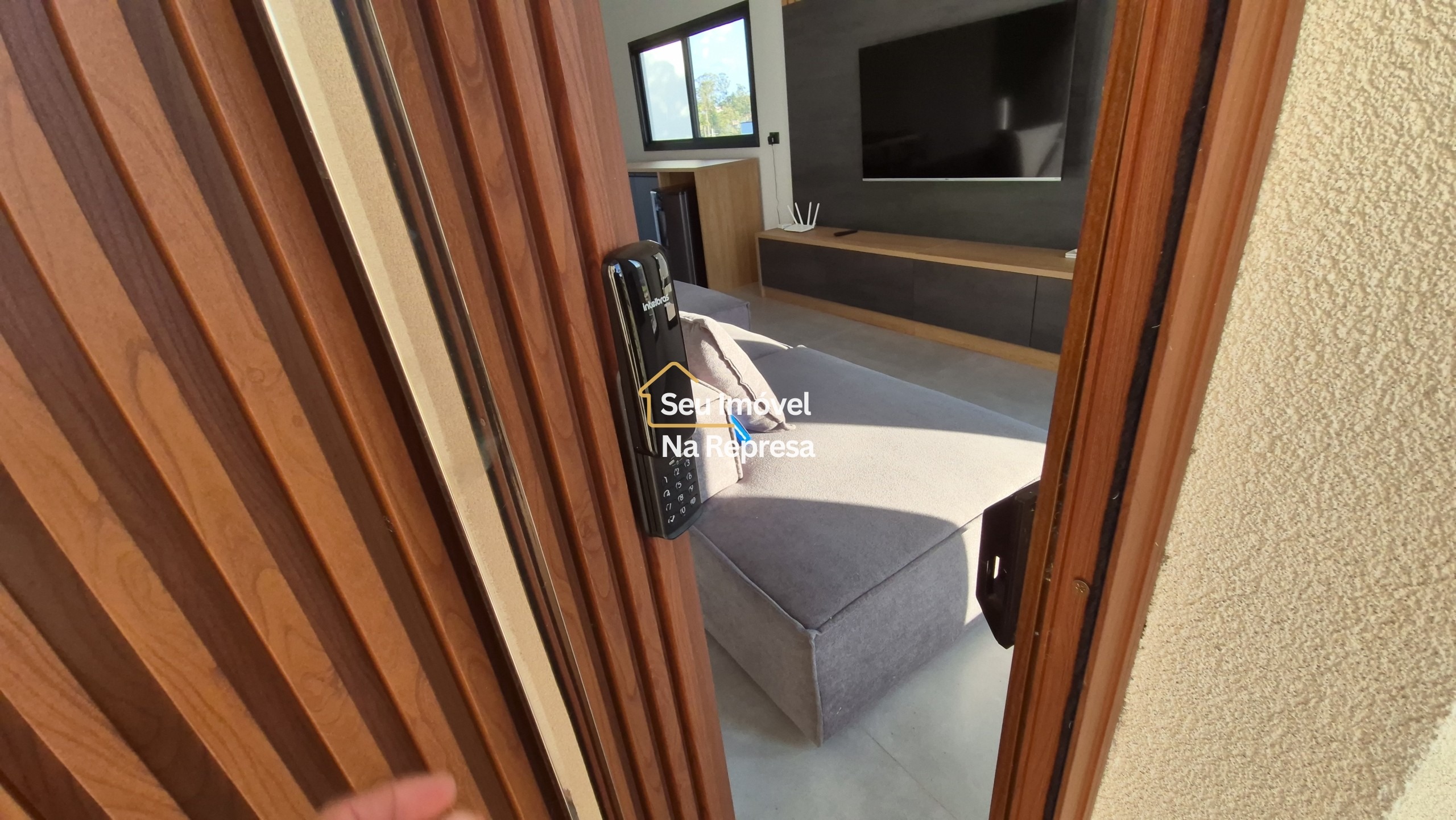 Casa térrea com piscina e mobiliada à venda no Riviera de Santa Cristina XIII - Iate HZE18XI