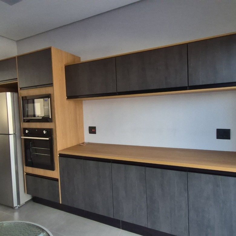 Casa térrea com piscina e mobiliada à venda no Riviera de Santa Cristina XIII - Iate HZE18XI