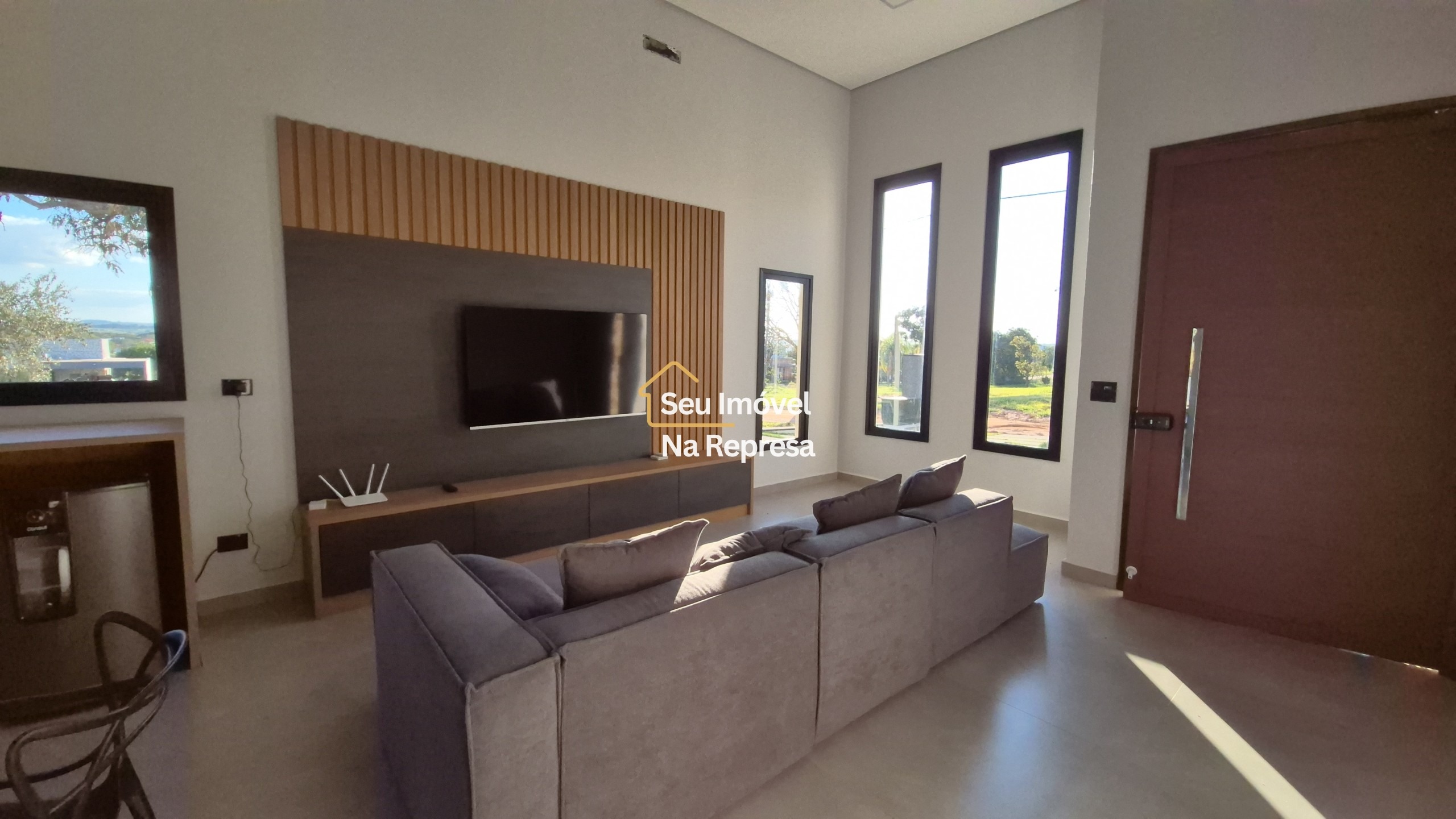 Casa térrea com piscina e mobiliada à venda no Riviera de Santa Cristina XIII - Iate HZE18XI