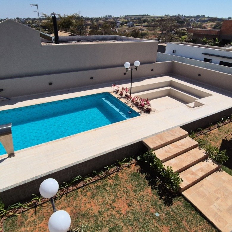 Mansão com 6 suítes no Riviera de Santa Cristina XIII – Paranapanema/SP F05XI