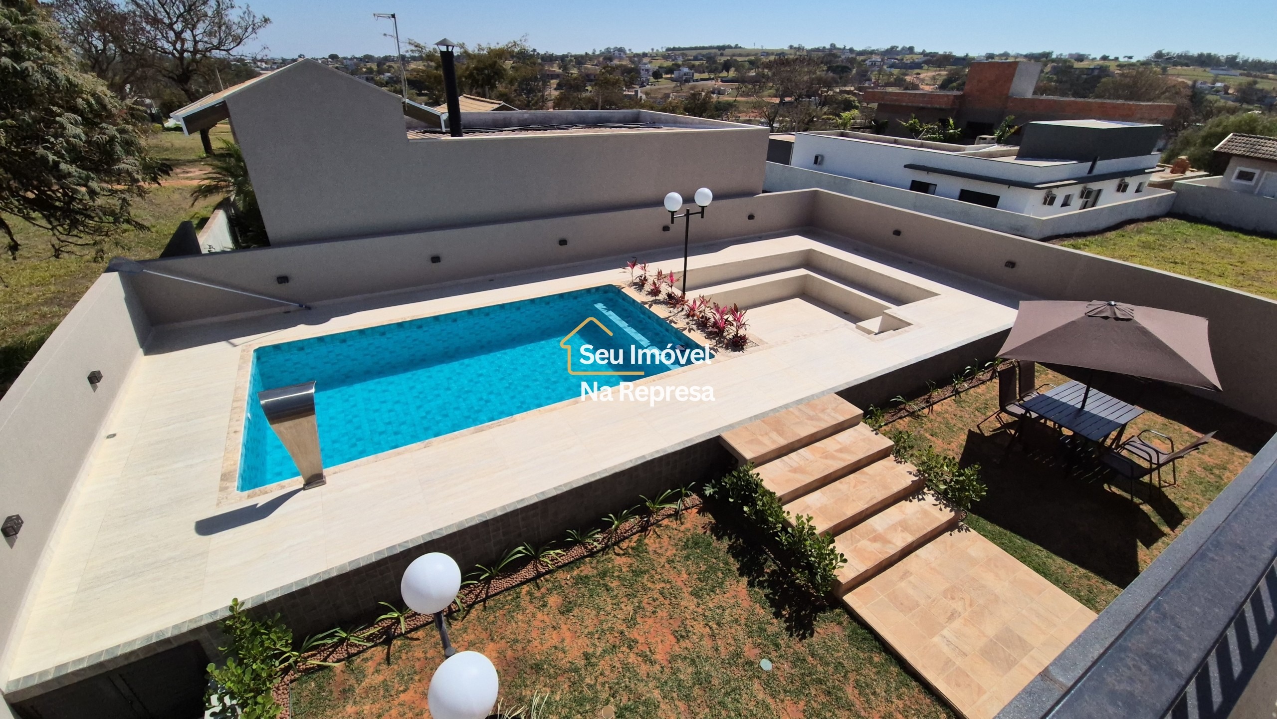 Mansão com 6 suítes no Riviera de Santa Cristina XIII – Paranapanema/SP F05XI