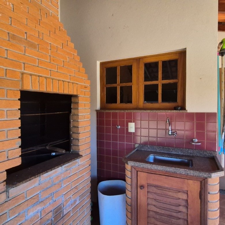 Casa no Riviera de Santa Cristina IV – Vista para a Represa Jurumirim