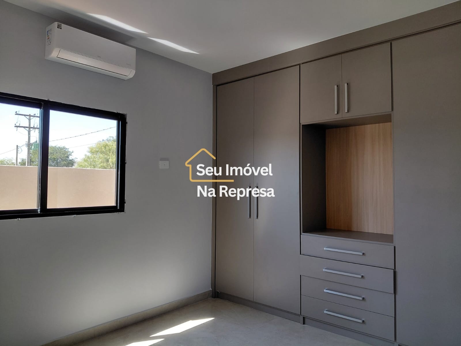 Mansão com 6 suítes no Riviera de Santa Cristina XIII – Paranapanema/SP F05XI