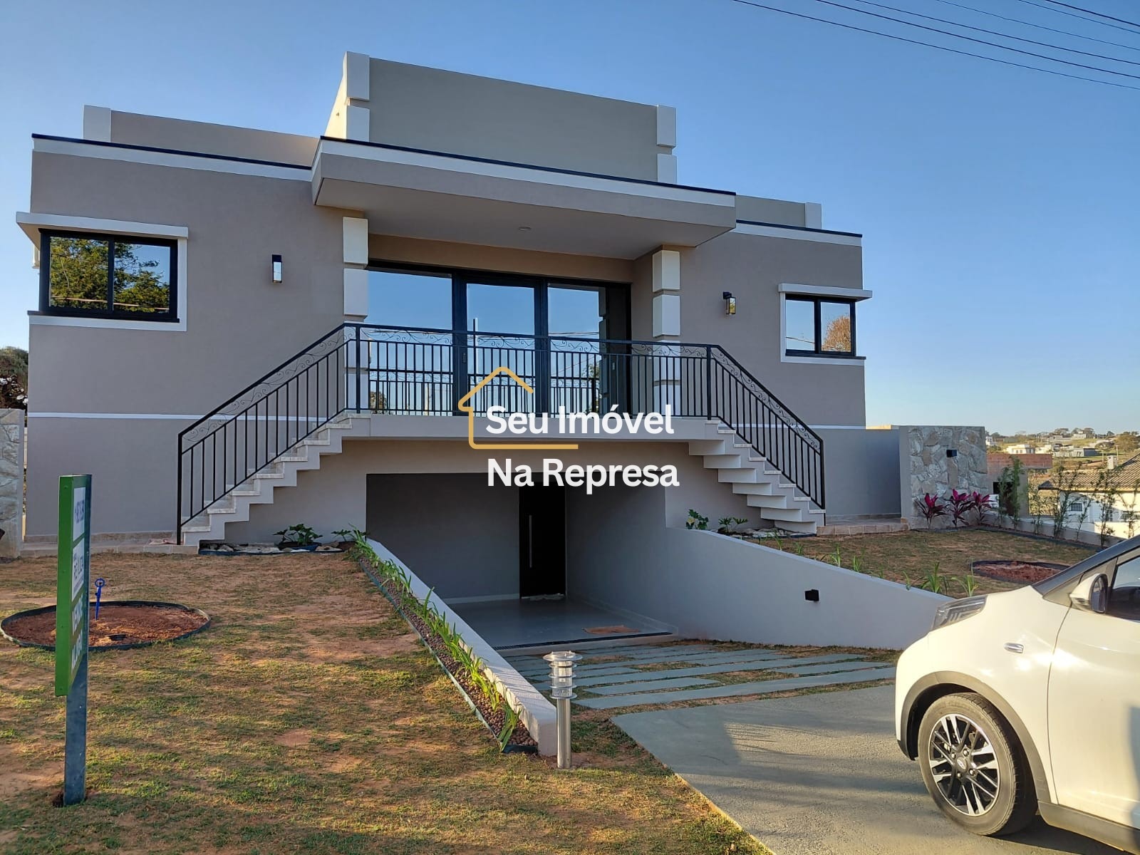 Mansão com 6 suítes no Riviera de Santa Cristina XIII – Paranapanema/SP F05XI