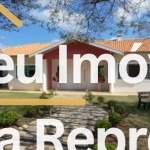 Com 4 suítes, um terreno amplo de 1.250m² e 320m² de construção