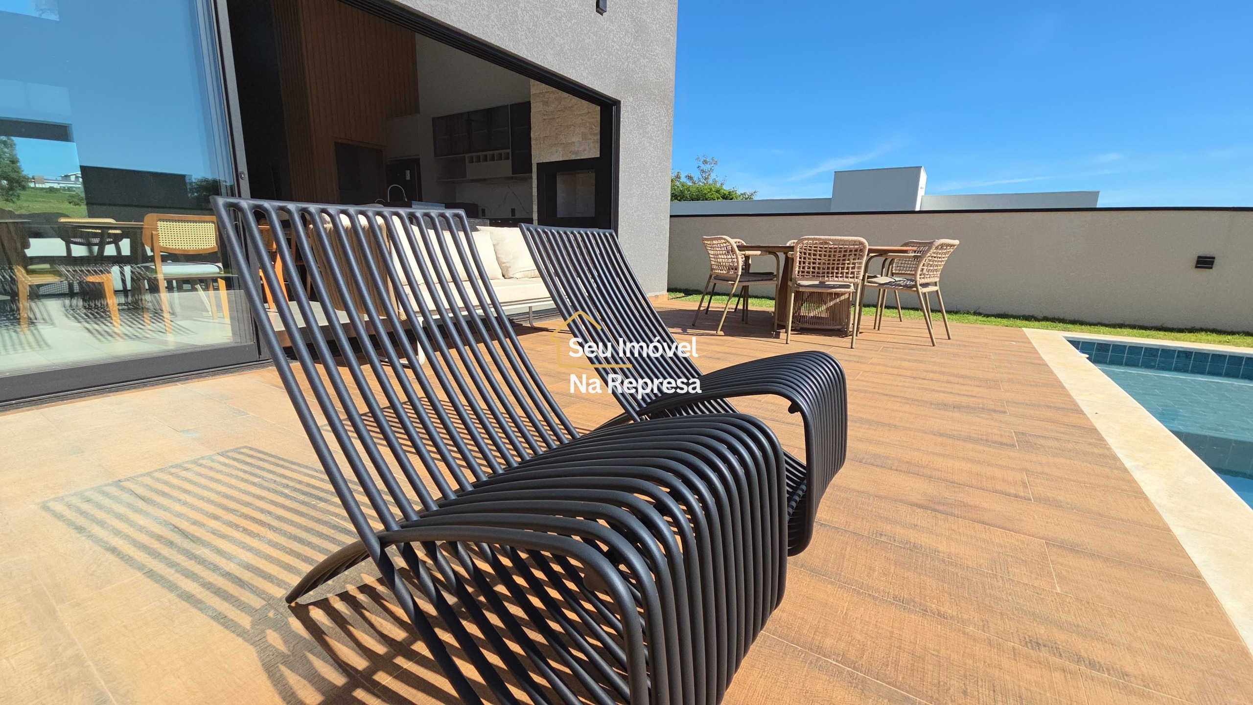 CASA NOVA À VENDA — RIVIERA DE SANTA CRISTINA XIII