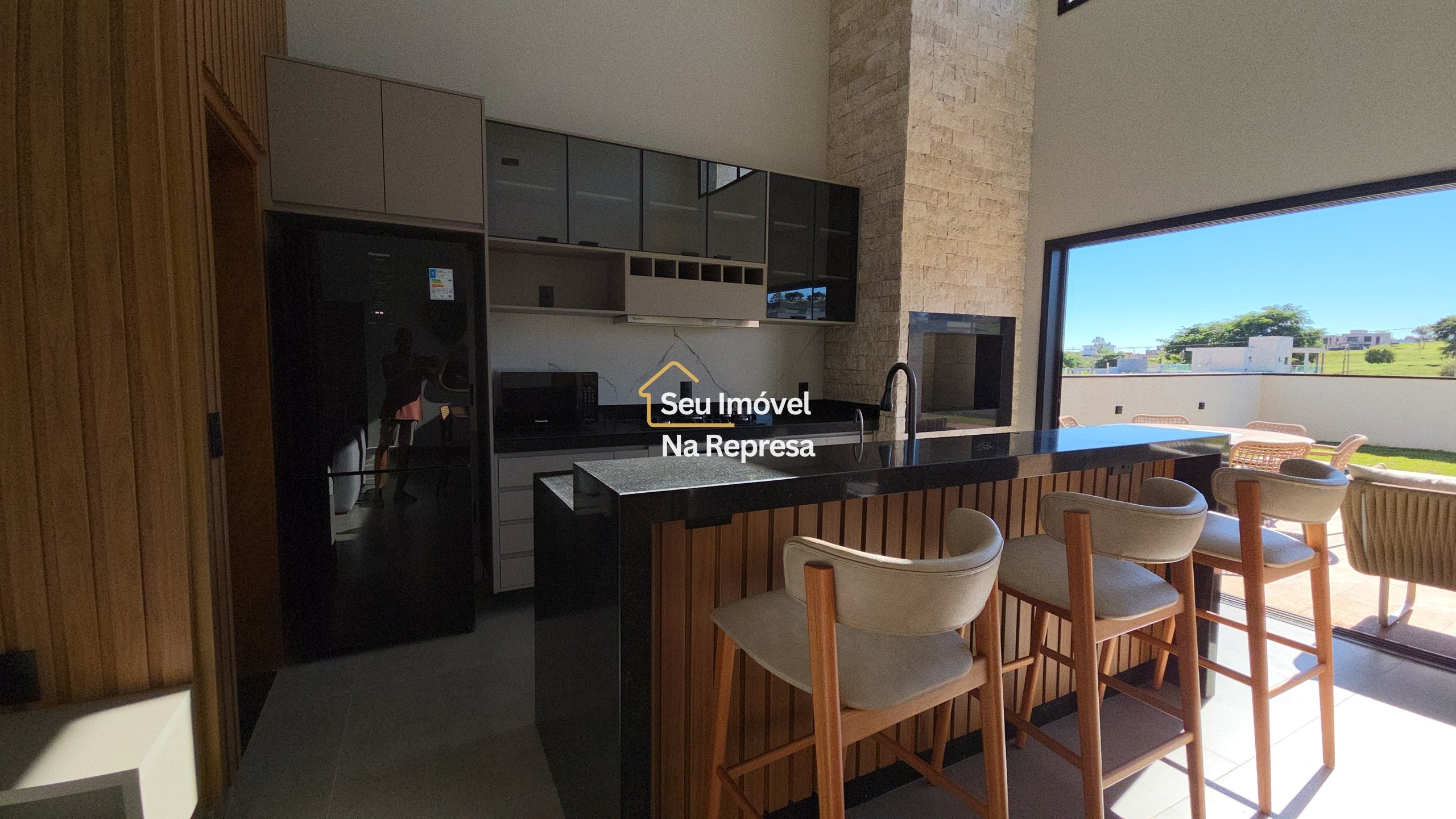 CASA NOVA À VENDA — RIVIERA DE SANTA CRISTINA XIII