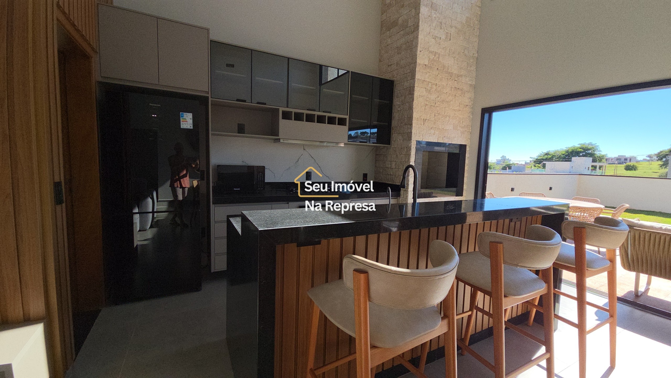 CASA NOVA À VENDA — RIVIERA DE SANTA CRISTINA XIII