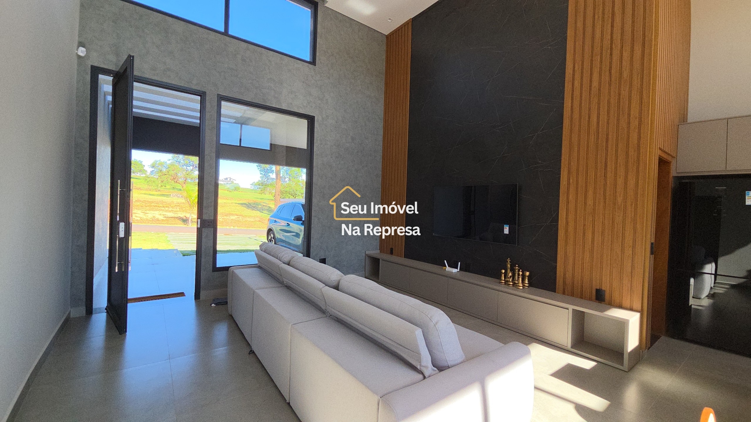 CASA NOVA À VENDA — RIVIERA DE SANTA CRISTINA XIII