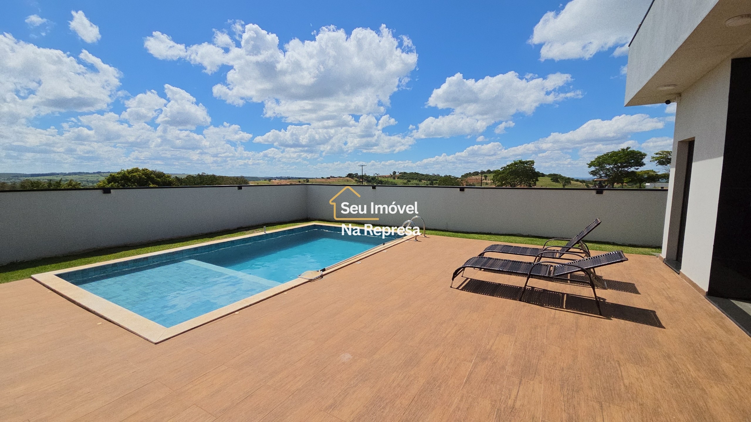 A casa térrea que combina imponência, conforto e o verdadeiro lifestyle do Riviera de Santa Cristina XIII