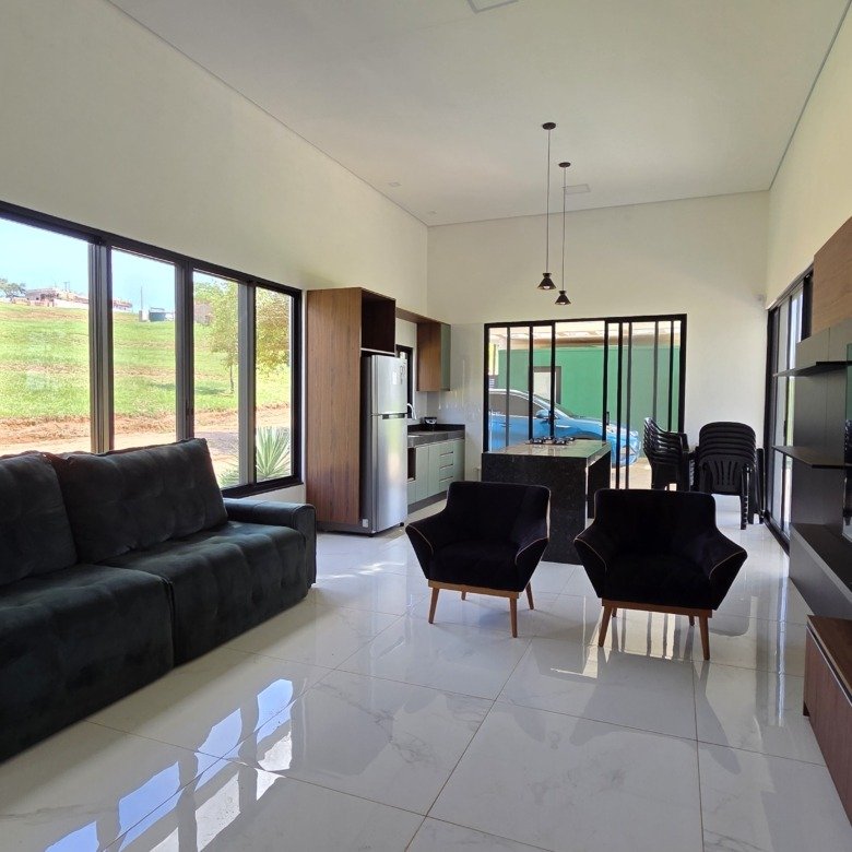 A casa de esquina perfeita para quem busca tranquilidade, integração e lazer no Riviera de Santa Cristina XIII