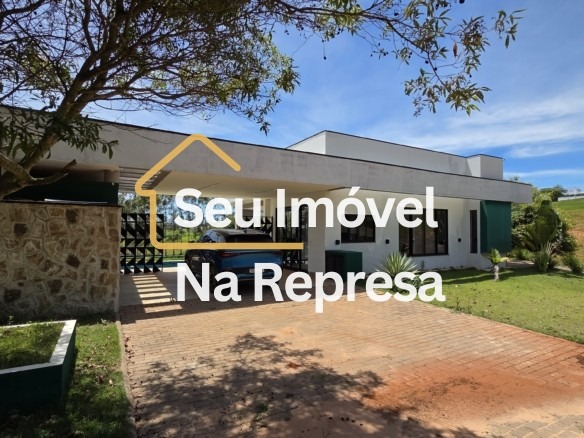 A casa de esquina perfeita para quem busca tranquilidade, integração e lazer no Riviera de Santa Cristina XIII