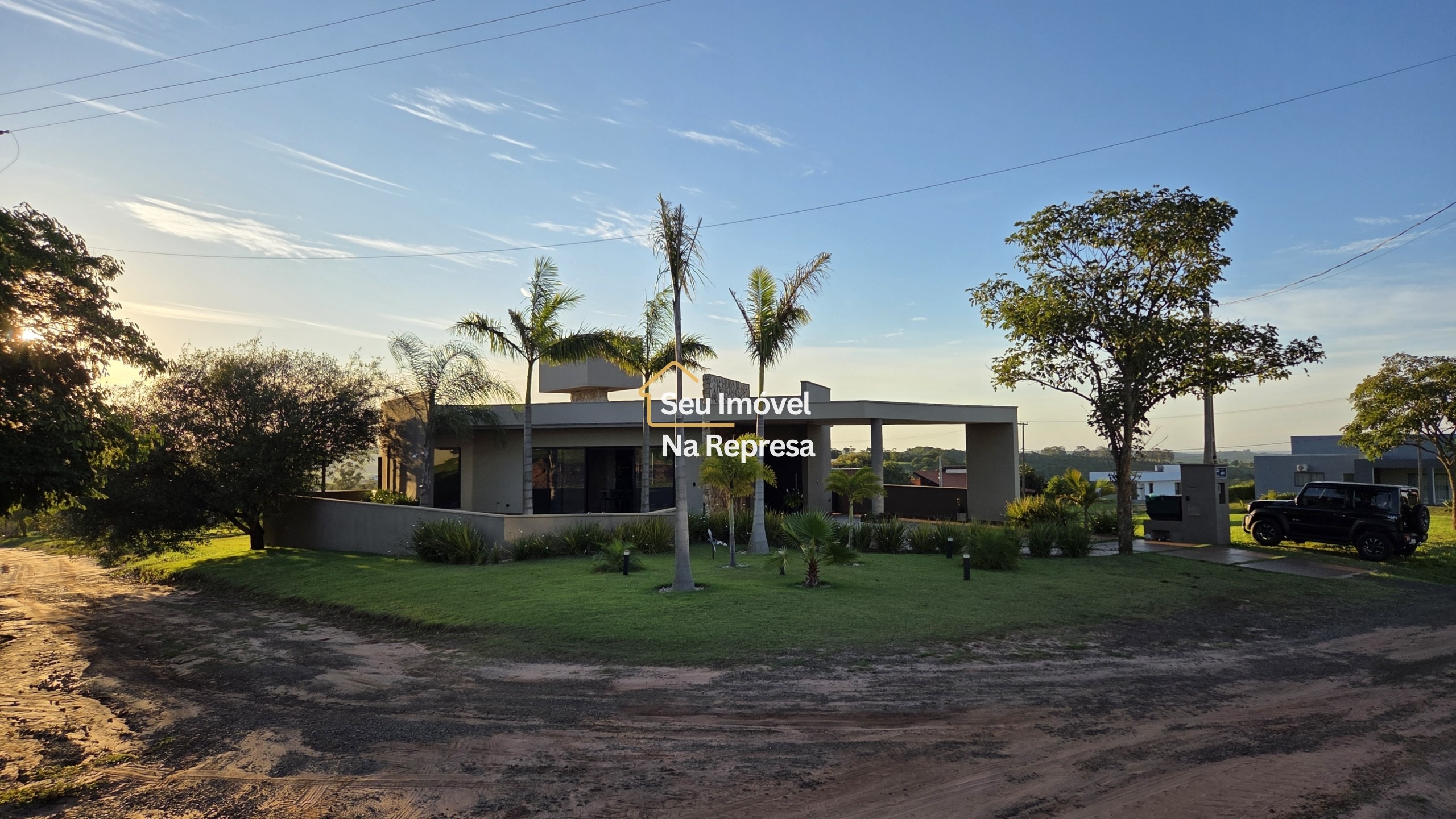Uma casa de esquina moderna, com vista para a represa e potencial de expansão no Riviera de Santa Cristina XII
