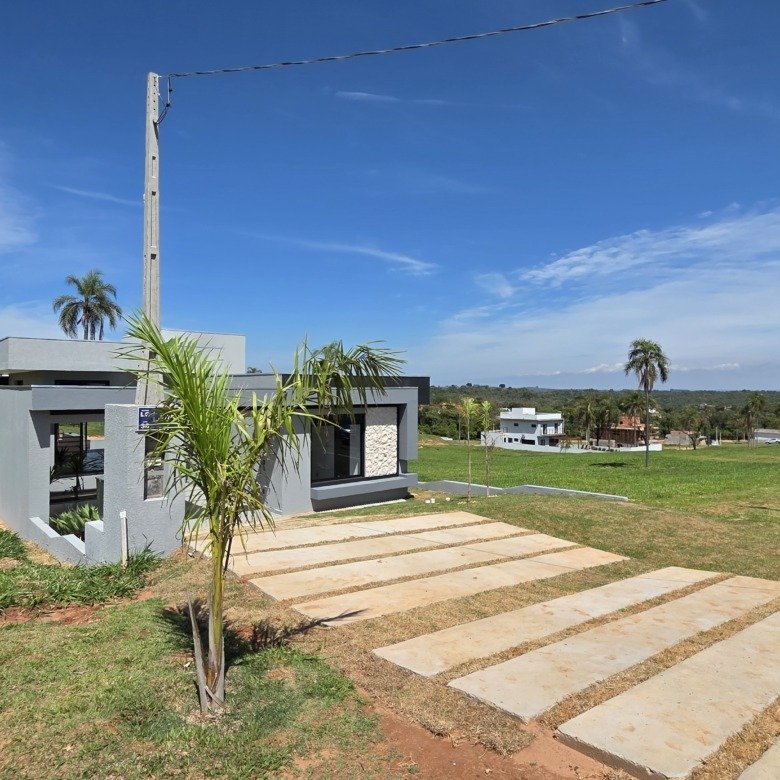 A casa perfeita para quem quer viver entre os melhores pontos do Riviera XIII — conforto, localização e lazer em um só lugar