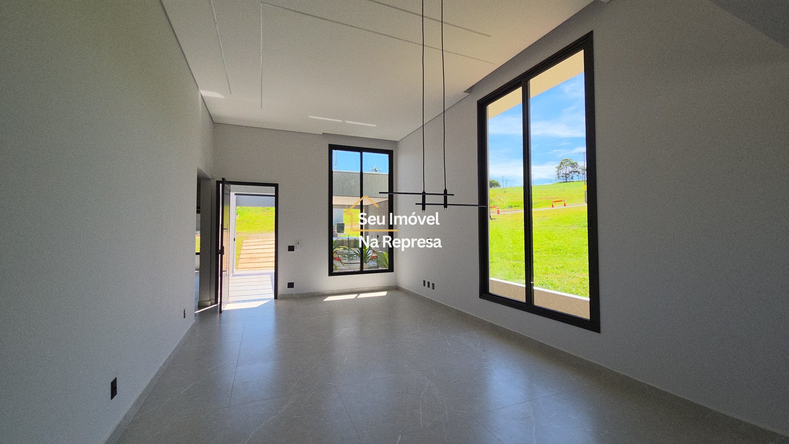 A casa perfeita para quem quer viver entre os melhores pontos do Riviera XIII — conforto, localização e lazer em um só lugar