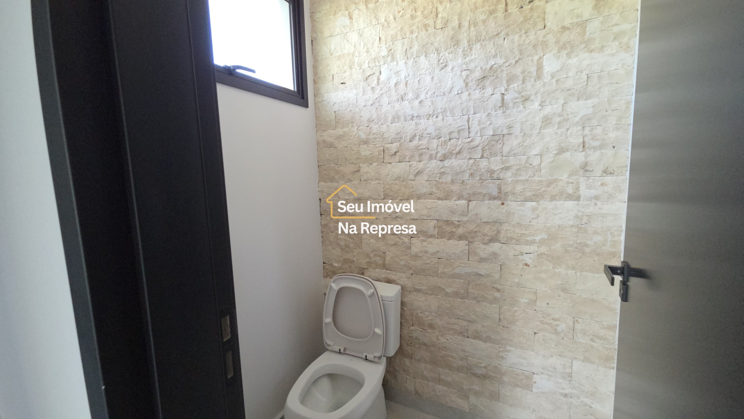 A casa perfeita para quem quer viver entre os melhores pontos do Riviera XIII — conforto, localização e lazer em um só lugar