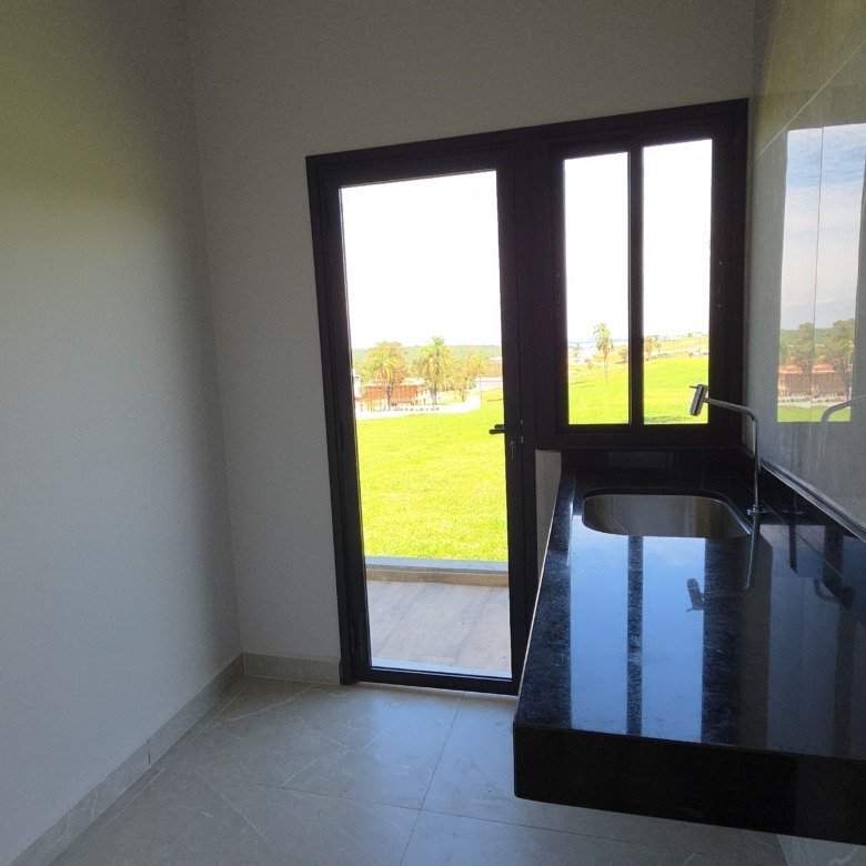 A casa perfeita para quem quer viver entre os melhores pontos do Riviera XIII — conforto, localização e lazer em um só lugar