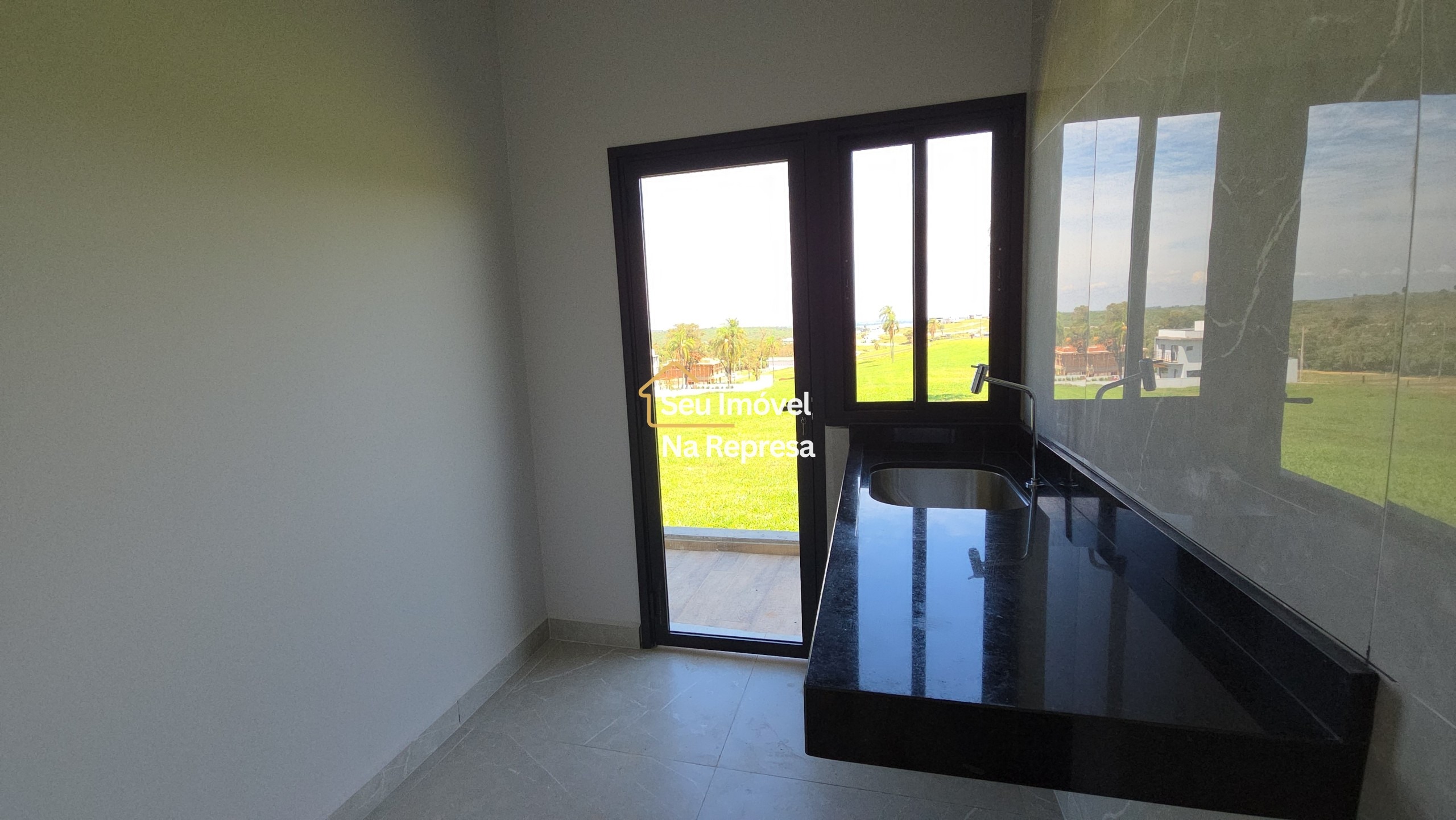 A casa perfeita para quem quer viver entre os melhores pontos do Riviera XIII — conforto, localização e lazer em um só lugar