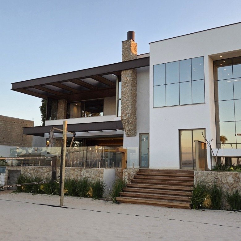 A obra-prima do Riviera de Santa Cristina XIII — luxo, exclusividade e arquitetura sem precedentes na América Latina.