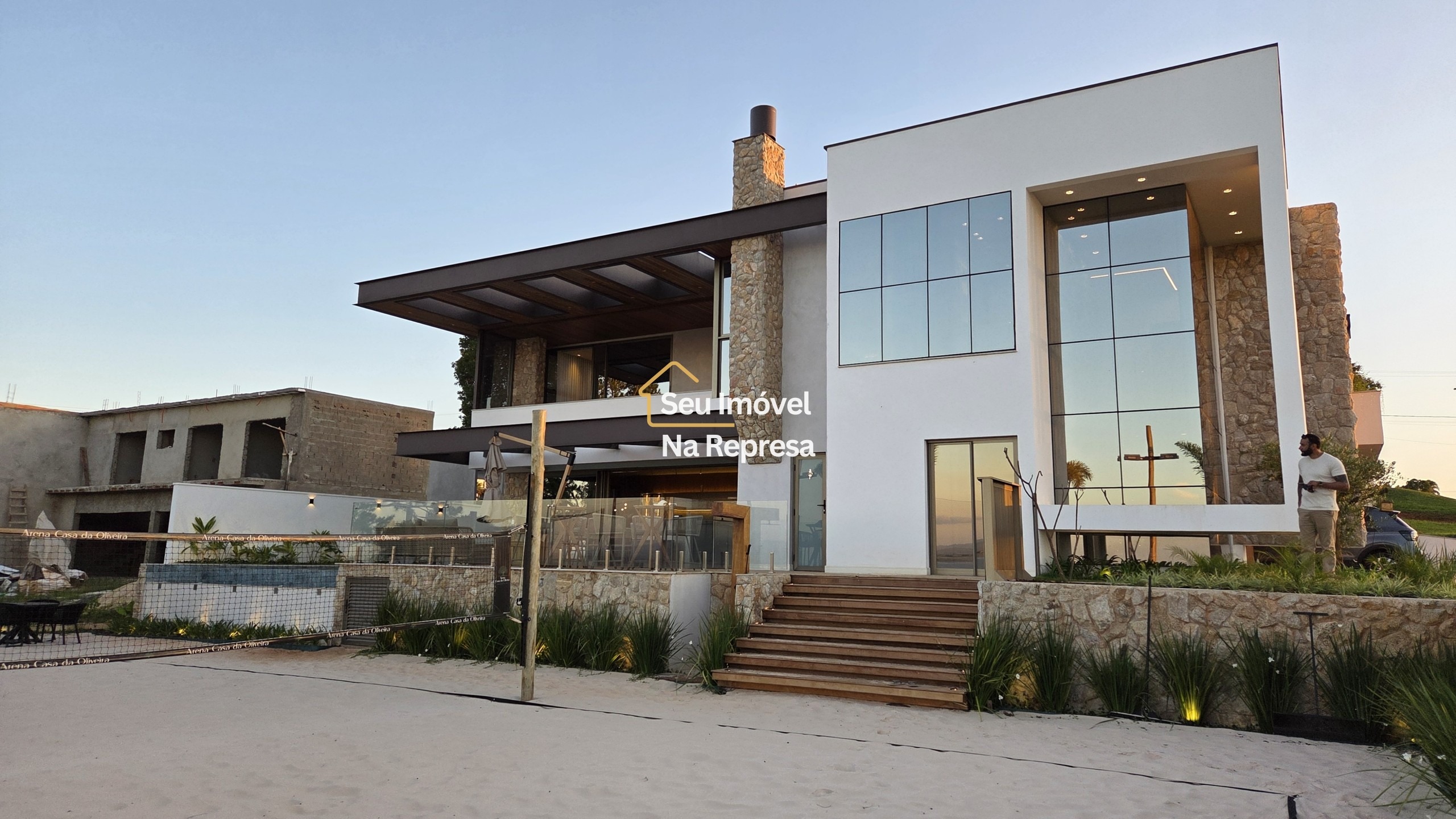 A obra-prima do Riviera de Santa Cristina XIII — luxo, exclusividade e arquitetura sem precedentes na América Latina.