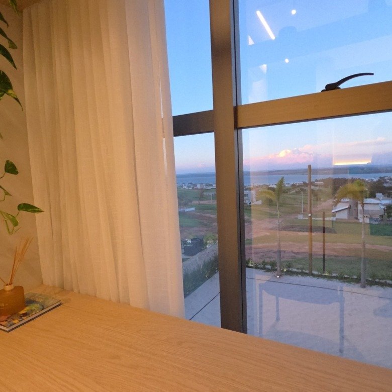 A obra-prima do Riviera de Santa Cristina XIII — luxo, exclusividade e arquitetura sem precedentes na América Latina.